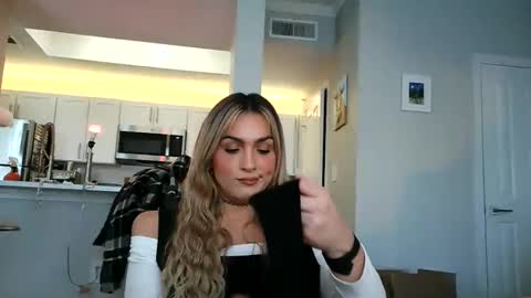 Snapshot of tsprinces chatting on December 2, 2025, 8:04 pm tsprinces online show from December 2, 2025, 8:04 pm