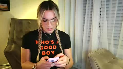 Snapshot of tsprinces chatting on December 5, 2025, 1:25 am tsprinces online show from December 5, 2025, 1:25 am