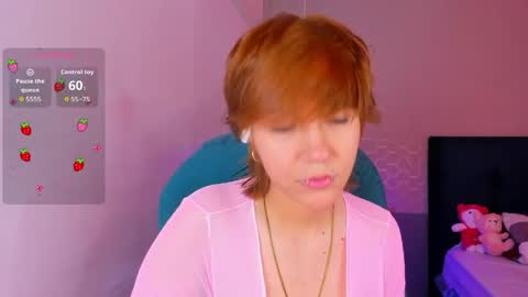 Snapshot of tsuki_maru chatting on June 5, 2026, 11:21 pm Maru online show from June 5, 2026, 11:21 pm