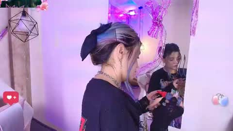 Snapshot of tsuki_nekoo chatting on November 28, 2025, 2:36 am Tsukineko online show from November 28, 2025, 2:36 am