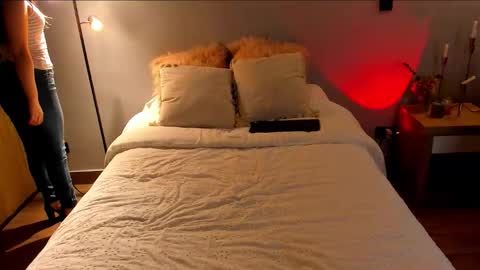 Tsuky online show from March 17, 2026, 12:59 am