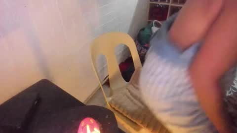 Frankie online show from December 22, 2025, 7:27 am