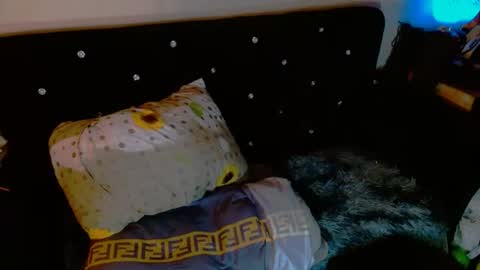 Snapshot of tsyummydickx chatting on November 19, 2025, 11:27 pm Tsyummydickx online show from November 19, 2025, 11:27 pm