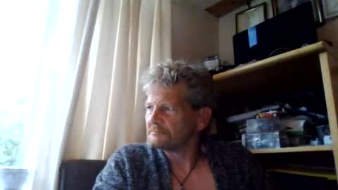 Snapshot of ttb2769 chatting on August 3, 2026, 5:17 am ttb2769 online show from August 3, 2026, 5:17 am