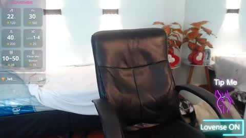 Snapshot of tulunaroja chatting on November 5, 2025, 9:04 pm tulunaroja online show from November 5, 2025, 9:04 pm