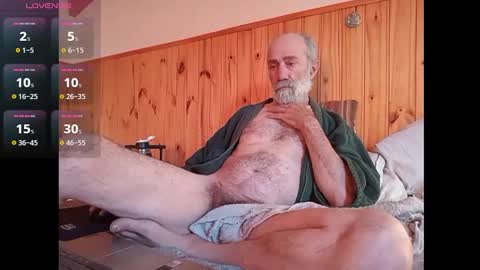 Snapshot of tupapifacu chatting on February 16, 2025, 12:43 pm Papi Facu online show from February 16, 2025, 12:43 pm