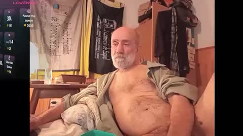 Snapshot of tupapifacu chatting on February 27, 2025, 12:21 am Papi Facu online show from February 27, 2025, 12:21 am