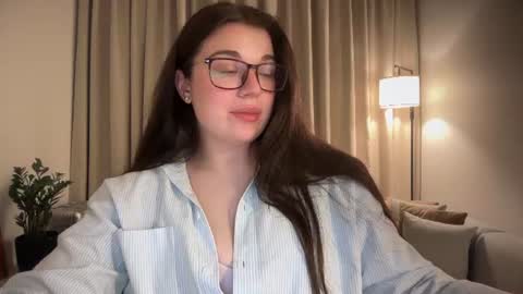 Ariana online show from August 5, 2026, 7:49 pm