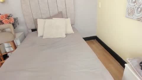 Snapshot of tutu_milf chatting on July 1, 2026, 7:13 pm Tutu online show from July 1, 2026, 7:13 pm