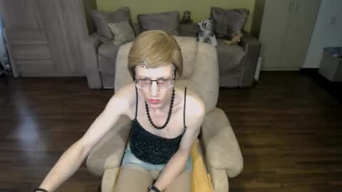 Clementine online show from March 10, 2026, 7:35 am