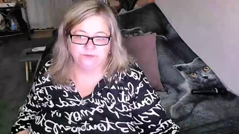 Lana online show from September 15, 2025, 11:27 pm