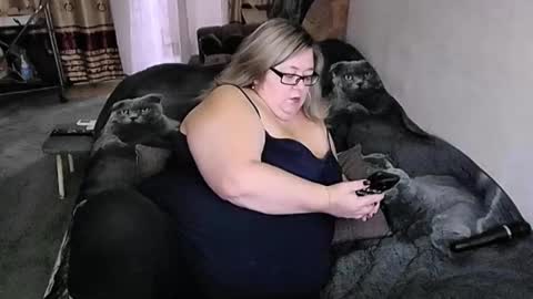 Lana online show from November 23, 2025, 2:00 am