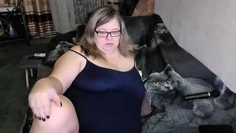 Lana online show from November 24, 2025, 10:53 pm