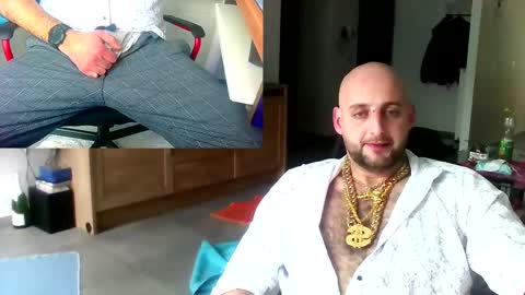 twardyidlugi online show from December 29, 2024, 10:12 am