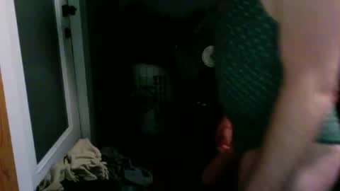 twattickler96 online show from February 7, 2026, 5:11 am