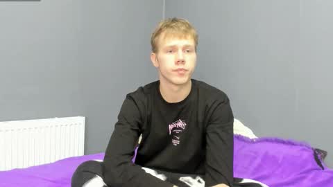 Angus online show from November 6, 2025, 7:04 pm