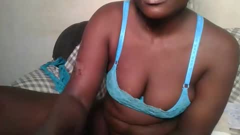 twerker_lyly online show from November 23, 2025, 12:43 am