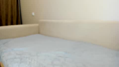 new hot online show from December 22, 2025, 5:48 am