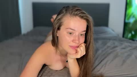 Snapshot of twerking_girl_ chatting on August 3, 2026, 3:27 am new hot online show from August 3, 2026, 3:27 am