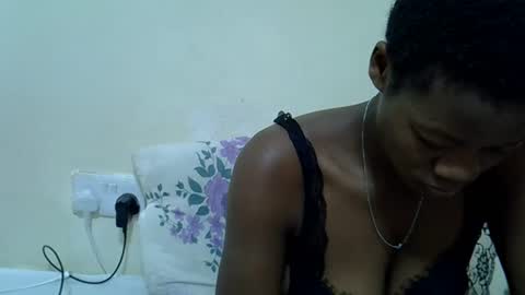 Twerlie online show from May 2, 2026, 9:14 am