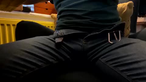 Snapshot of twickenhamthickshaft chatting on February 10, 2025, 4:04 pm Fred Eric Smitherton online show from February 10, 2025, 4:04 pm