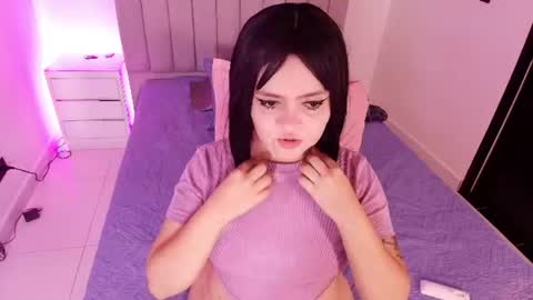 Twiggy online show from July 3, 2026, 3:02 am