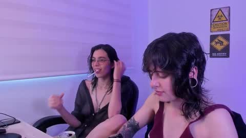 Eve  Lili online show from January 11, 2026, 9:31 pm