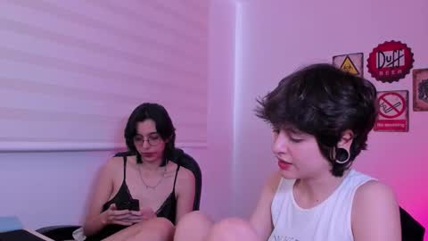 Eve  Lili online show from March 12, 2026, 3:40 pm