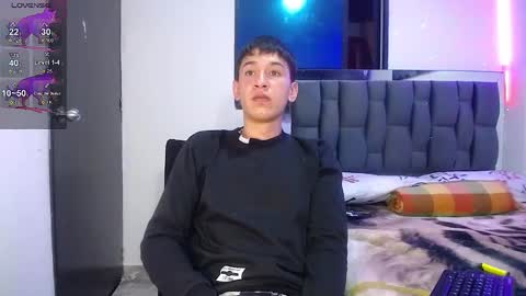 Mr Daren online show from February 25, 2025, 6:42 pm