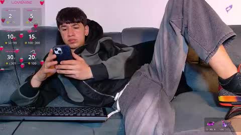 Mr Daren online show from October 8, 2025, 5:21 pm