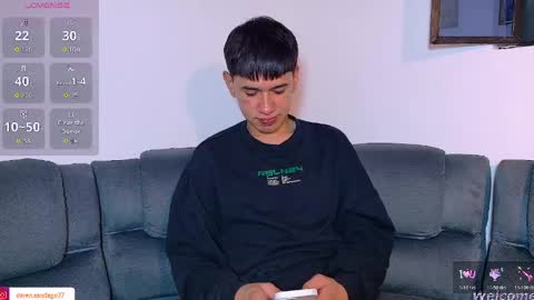 Mr Daren online show from April 22, 2026, 6:42 pm