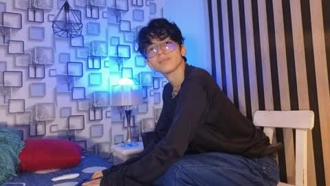 Sebastin online show from March 31, 2026, 12:16 pm