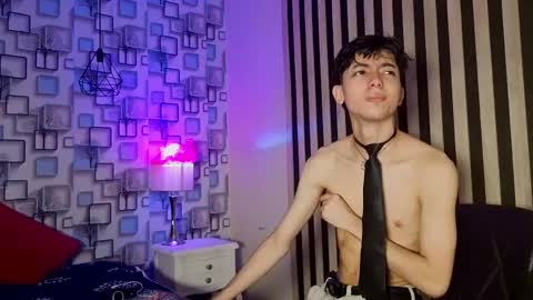 Snapshot of twink_sebas7 chatting on June 3, 2026, 12:08 pm Sebastin online show from June 3, 2026, 12:08 pm