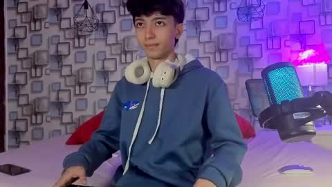 Snapshot of twink_sebas7 chatting on June 9, 2026, 12:28 pm Sebastin online show from June 9, 2026, 12:28 pm
