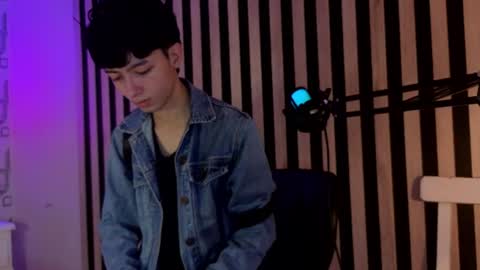 Snapshot of twink_sebas7 chatting on June 21, 2026, 12:08 pm Sebastin online show from June 21, 2026, 12:08 pm