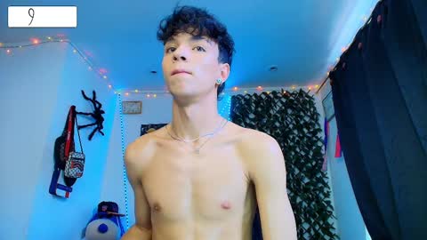 Snapshot of twink_sebas_ chatting on February 16, 2025, 6:21 pm Bad boy sebastian online show from February 16, 2025, 6:21 pm