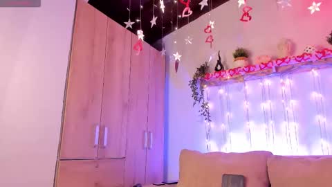 twinksboys_23 online show from February 7, 2026, 2:10 pm