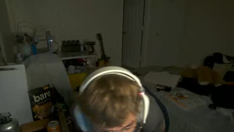 Snapshot of twinktools chatting on October 6, 2025, 5:21 pm shytwink online show from October 6, 2025, 5:21 pm