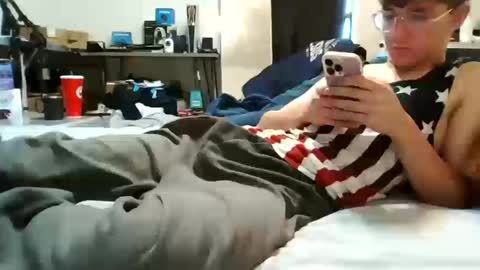 Snapshot of twinktools chatting on October 13, 2025, 3:01 pm shytwink online show from October 13, 2025, 3:01 pm