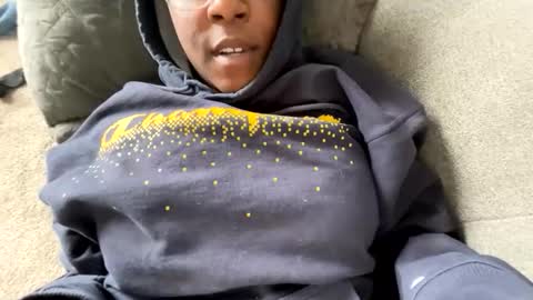 Snapshot of twinpieks chatting on March 24, 2026, 10:15 pm twinpieks online show from March 24, 2026, 10:15 pm