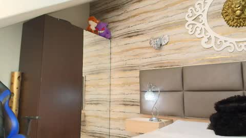 twinslovers_ online show from March 17, 2026, 3:44 am