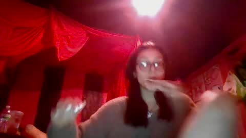 Snapshot of twizzytoxic22 chatting on June 21, 2026, 4:04 am twizzytoxic22 online show from June 21, 2026, 4:04 am