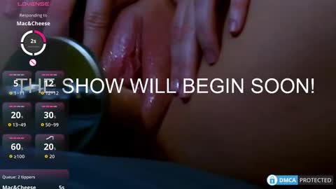 Snapshot of two4playin chatting on February 1, 2026, 5:33 pm Two4Playin online show from February 1, 2026, 5:33 pm