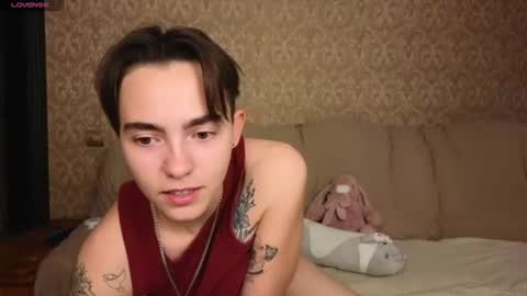 Snapshot of twobabesweet chatting on July 22, 2026, 11:24 am Welcome guys We Lili and Vic PVT open online show from July 22, 2026, 11:24 am