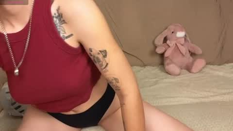 Snapshot of twobabesweet chatting on July 28, 2026, 12:48 pm Welcome guys We Lili and Vic PVT open online show from July 28, 2026, 12:48 pm