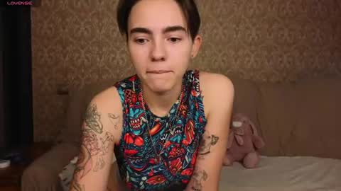 Snapshot of twobabesweet chatting on August 6, 2026, 4:58 am Welcome guys We Lili and Vic PVT open online show from August 6, 2026, 4:58 am
