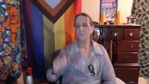 twocumkerry online show from April 30, 2026, 6:42 am