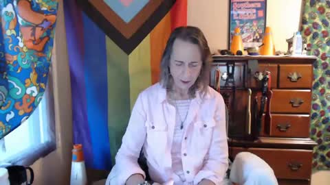 twocumkerry online show from August 6, 2026, 1:46 pm