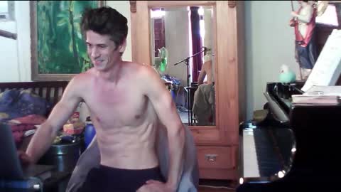 TobeBritta online show from January 31, 2025, 7:29 pm