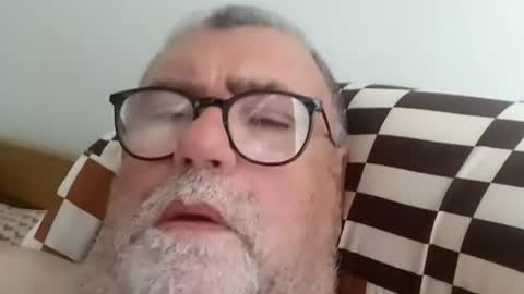 twohats2810 online show from June 21, 2026, 7:33 am